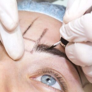 CORSO SOPRACCIGLIA CON MICROBLADING